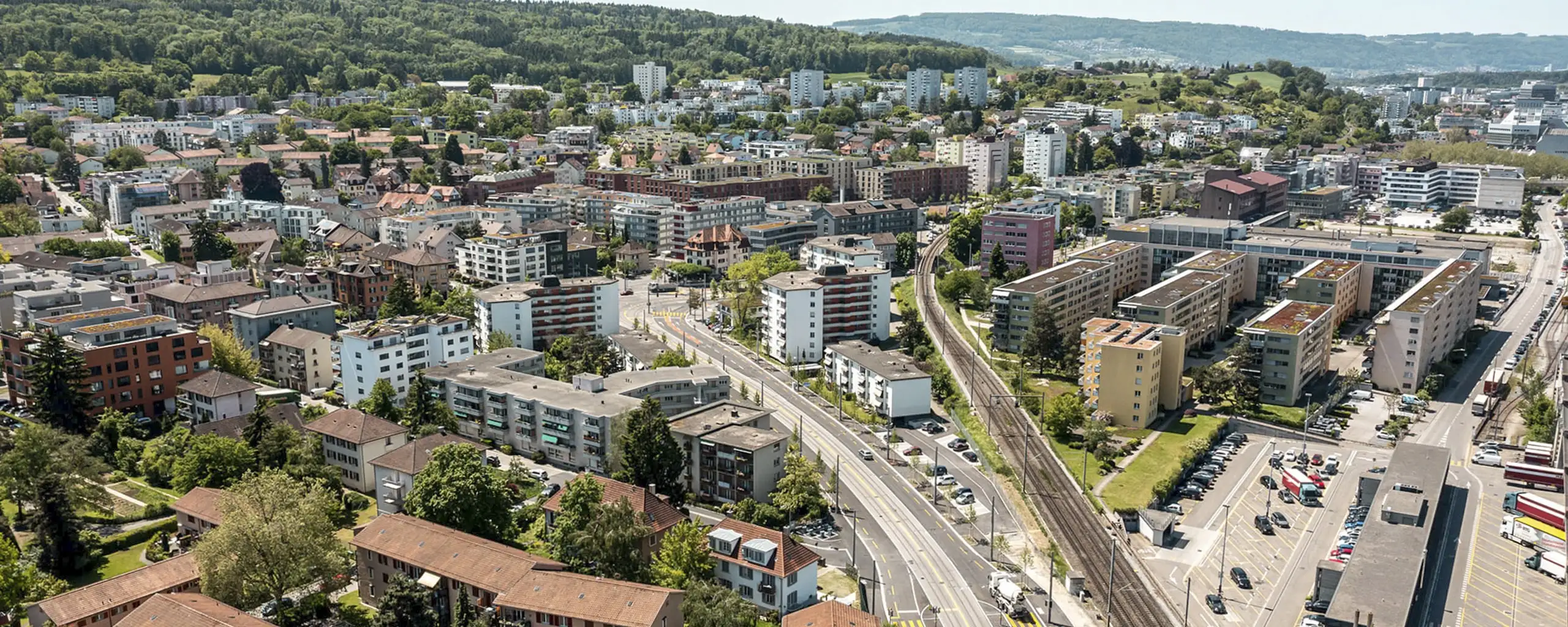 neuerstelltes Trassee der Limmattalbahn