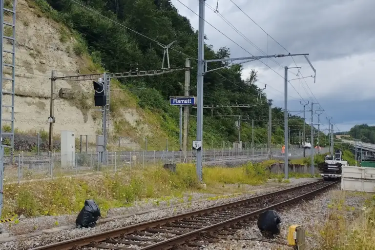 Fahrleitungsersatzarbeiten beim Bahnhof Flamatt